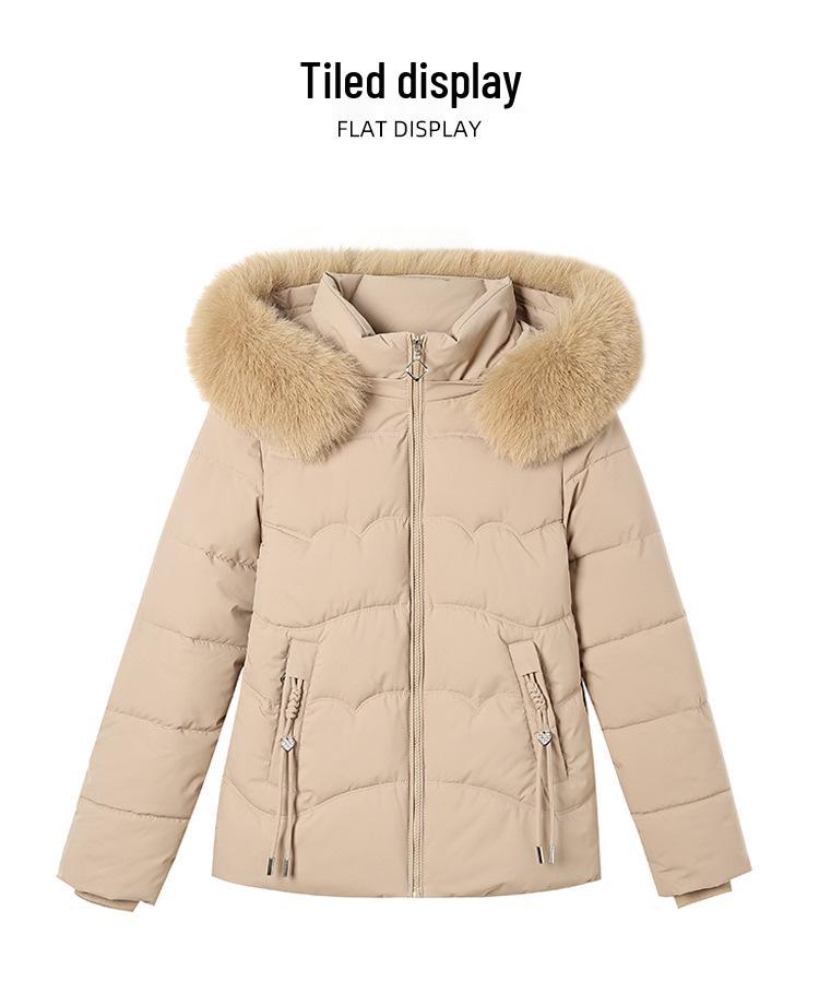 Женское зимнее хлопковое пальто приталенного силуэта в корейском стиле с меховым воротником