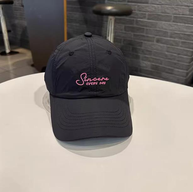 Simple Small Letters Youth Quick-Drying Spring And Summer Baseball Cap Women Outdoor Travel Sunscreen Sunshade Cap Men And Women