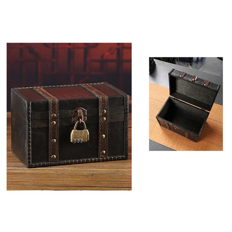 Practical Old Fashioned European Styles Sturdy Wood Trunk Stylish Storage Solution for Traveler and Fashion Lovers