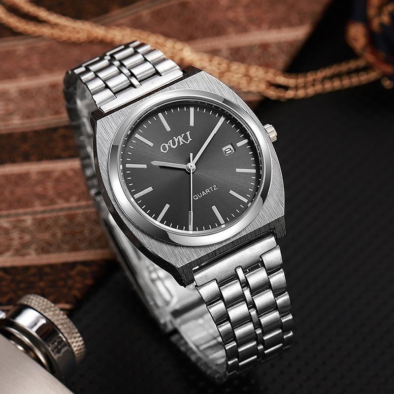 Бизнес и досуг Джентльмены поставляются в стандартной комплектации со стильными и привлекательными часами Модные мужские часы Подарок