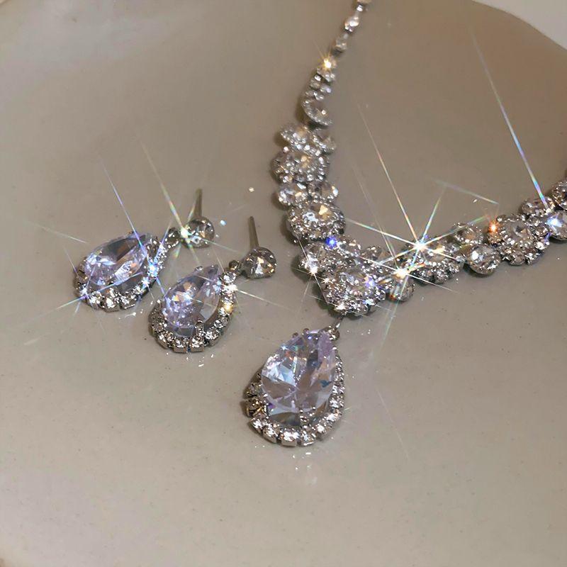 Ожерелье-чокер с цветочным узором из сверкающих страз - цветочный дизайн с каплями воды, свадебные и вечерние украшения для женщин