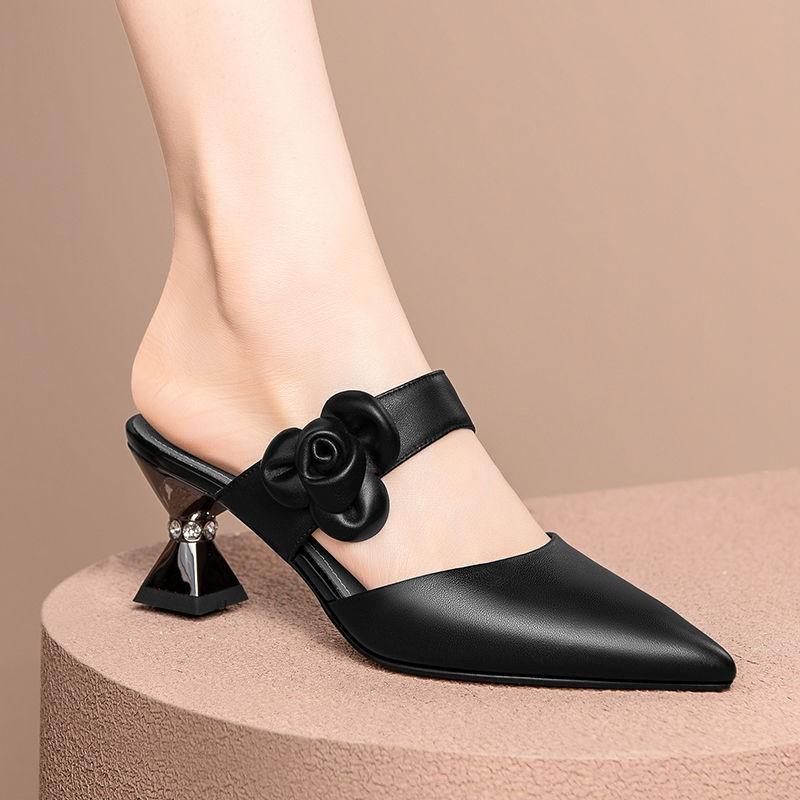 Женские туфли-мюли на каблуке. Туфли-мюли с острым носком и ремешками на высоком каблуке-шпильке. Сандалии без шнуровки для женщин. Лоферы с открытой спиной. Шлепанцы. Модельные туфли-лодочки.