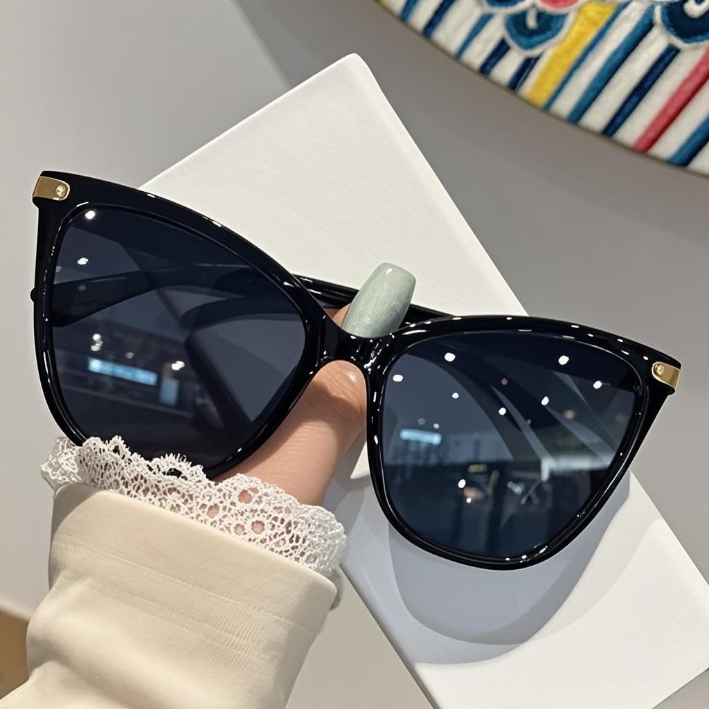 Модные солнцезащитные очки с большой оправой, солнцезащитные, от УФ-лучей, мужские и женские, ретро, квадратные, с ощущением высокого класса, для путешествий на открытом воздухе