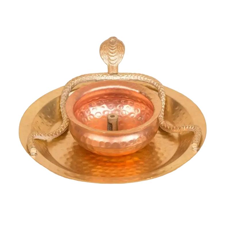 Лампа с декором в виде змеи, Hammered Snake Lamp, Isha Life