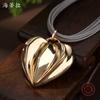 Новый глянцевый трехмерный магнитный кулон в виде сердца, женское модное высококлассное геометрическое ожерелье из кожаного шнурка