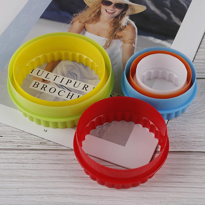 6 Piece Kitchen Gadget Dumpling Knife Practical Round / Flower Dough Cutting Tool