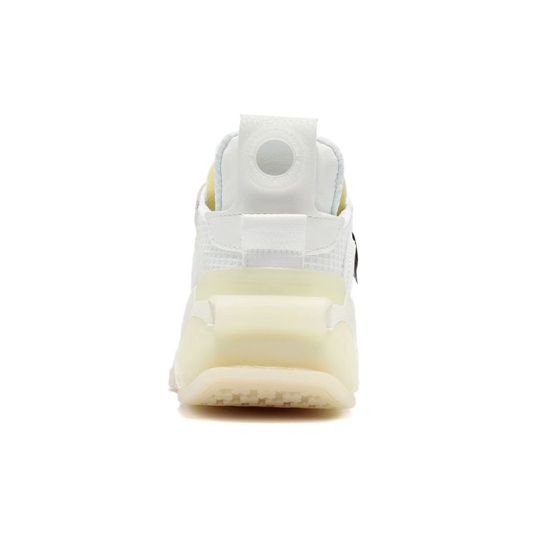 Li Ning Qi Yuan Wear Resistant Breathable Low Top Skate Shoes Women Sneakers White AGCR232-7
