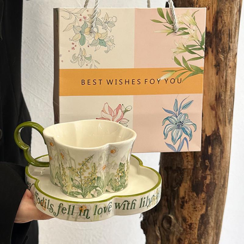 Керамическая кофейная чашка и блюдце в стиле французского ретро, изысканная, высококлассная, в стиле легкой роскоши, подарочная коробка, сувенир