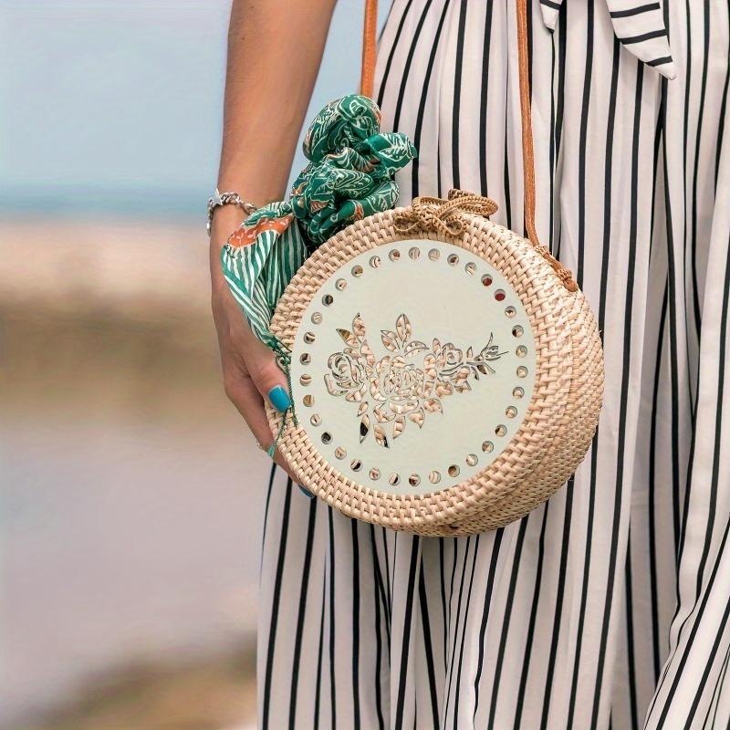 2pcs Natural Wood Basket Bottom, Circle Blank Hollow Crochet Basket Wood Base, Used for DIY Crochet Bag Bottom Molding Process To Make Basket Braid