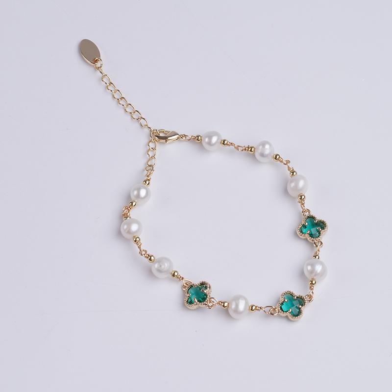 Fashion Design Four-leaf Clover 6-7mm Potato Shape Natural Real Freshwater Pearl Handmade Bracelet Jewelry