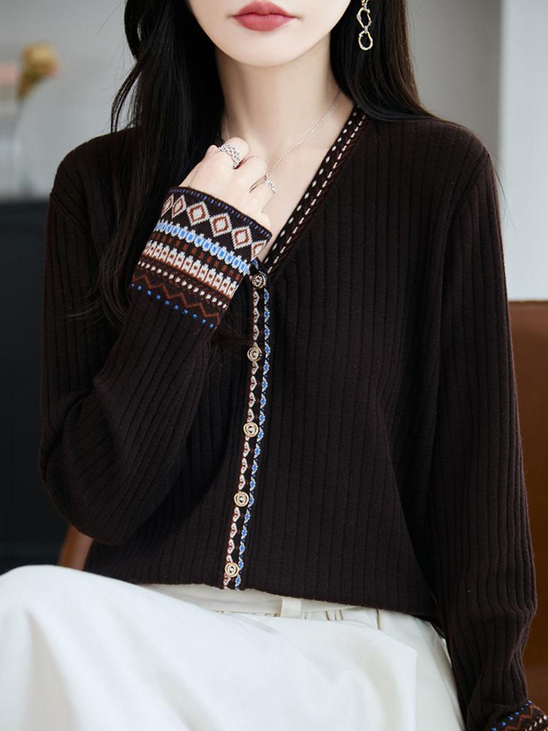Andy Plush Knit Cardigan For Women With Vneck And Long Sleeves For Casual Wear