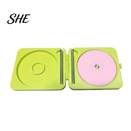 Yarn Ball Holder Portable Spinner, Rotating Crochet Accessory Storage Detachable Spinner Box, Foldable for Knitting Lovers Beginners Organizer