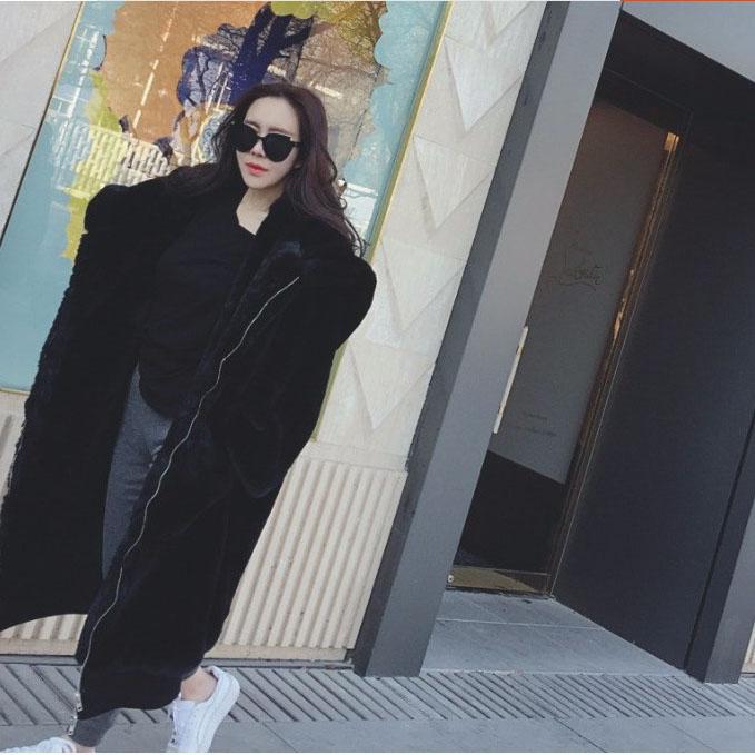 Имитация меха кролика рекс, утолщенная длинная свободная меховая шуба с капюшоном, большой размер, меховое женское пальто, теплое