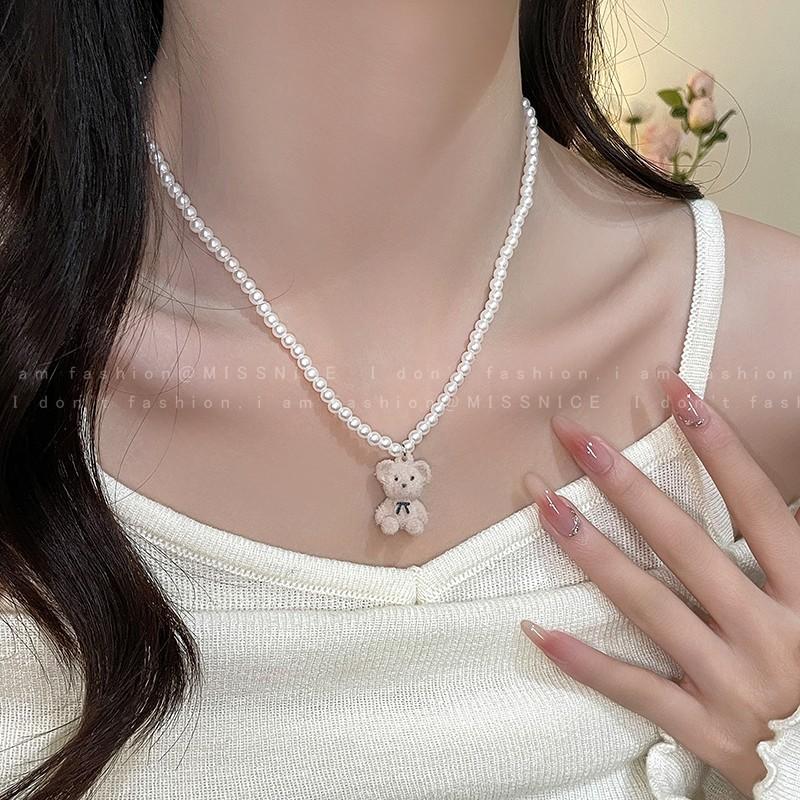 Cute Cartoon Flocked Bear Pendant Necklace Women's Accessories Light Luxury Niche Collarbone Chain Versatile High-end Sweater Chain