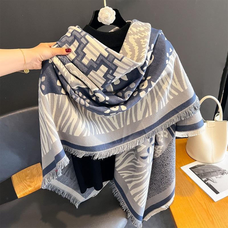2024 New Style Ethnic Style Fashionable Thickened Scarf, Travel Cloak Office Warm Blanket Versatile Style Shawl