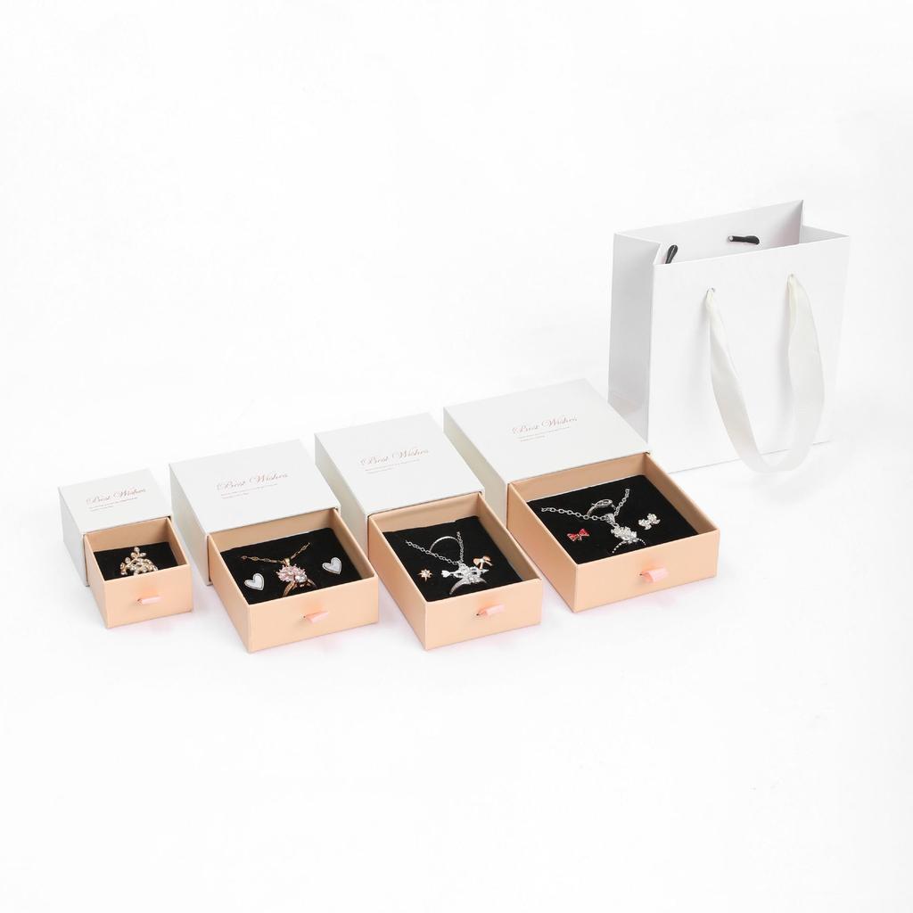 Портативная шкатулка для хранения ожерелий, сережек и колец — идеальный вариант для Дня святого Валентина и подарков в виде дорогих ювелирных изделий