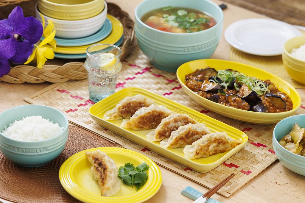 Прямоугольная тарелка Le Creuset Leger 25 см, вишнево-красная, термостойкая, подходит для использования в микроволновой печи, посудомоечной машине, духовке, жаропрочная тарелка