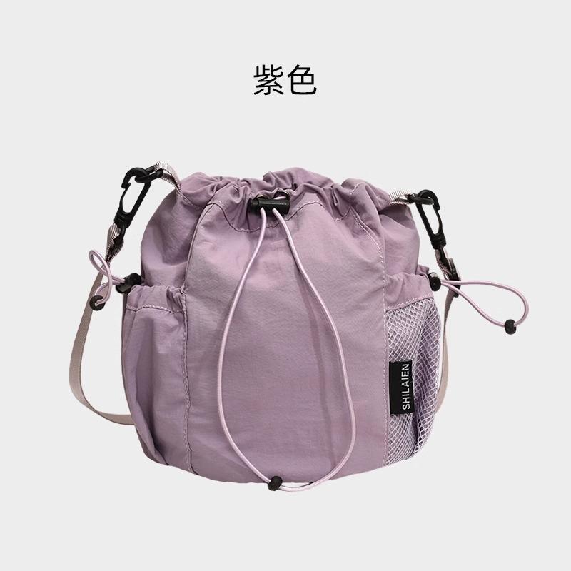 Повседневная мини-сумка кроссбоди женская нишевая легкая сумка 2025 новая сумка для мобильного телефона универсальная сумка-ведро на шнурке