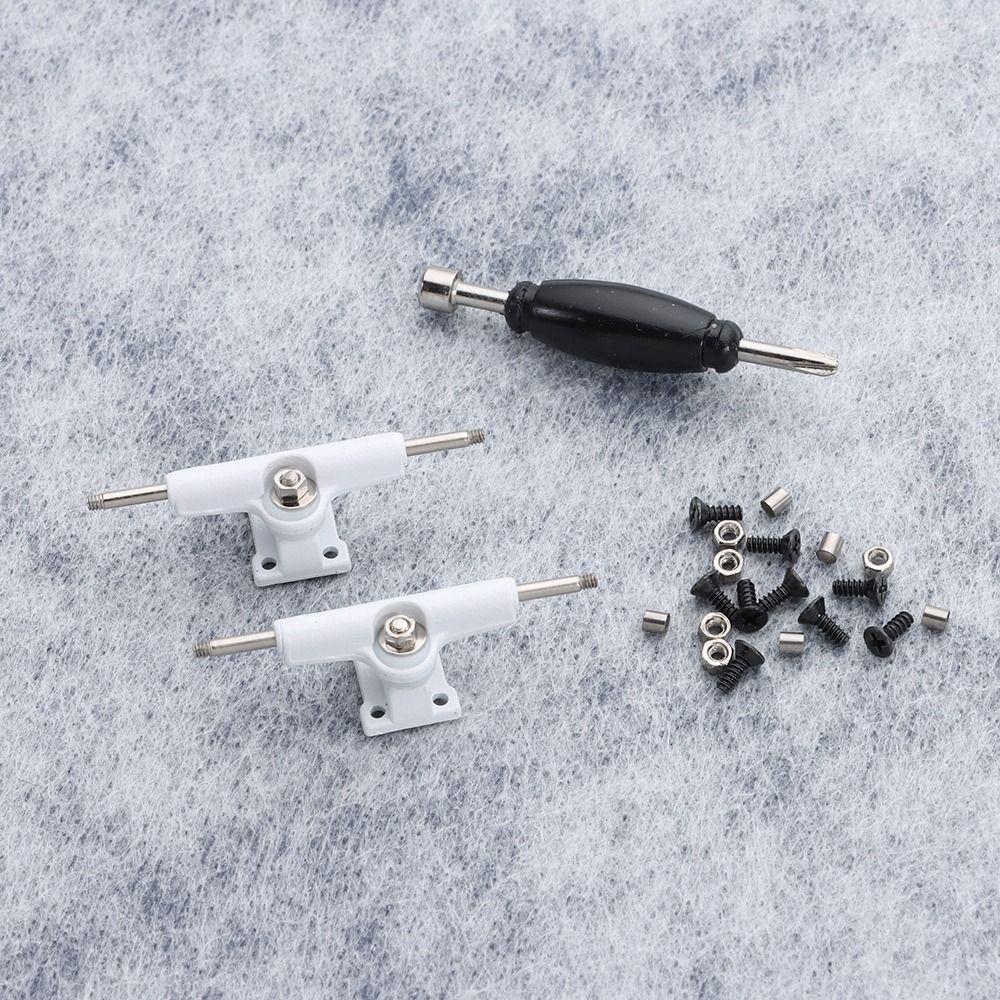 1 пара Новые с гайками Подвеска для скейтборда Грузовик Болты для грузовика Игрушка Хобби Коллекционеры Подшипник Кронштейны деки 32 мм Мини-дека для фингерборда Запчасти