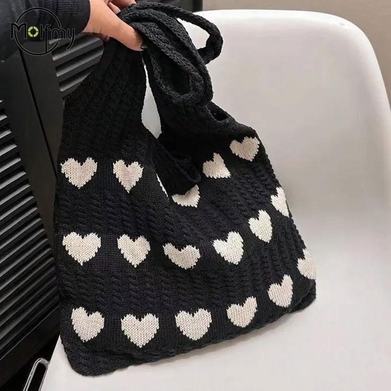 Knitted Handbags Heart Pattern Blocking Crochet Shoulder Bags Large Capacity Fashion Beach Bag Versatile Commute Woven Bag