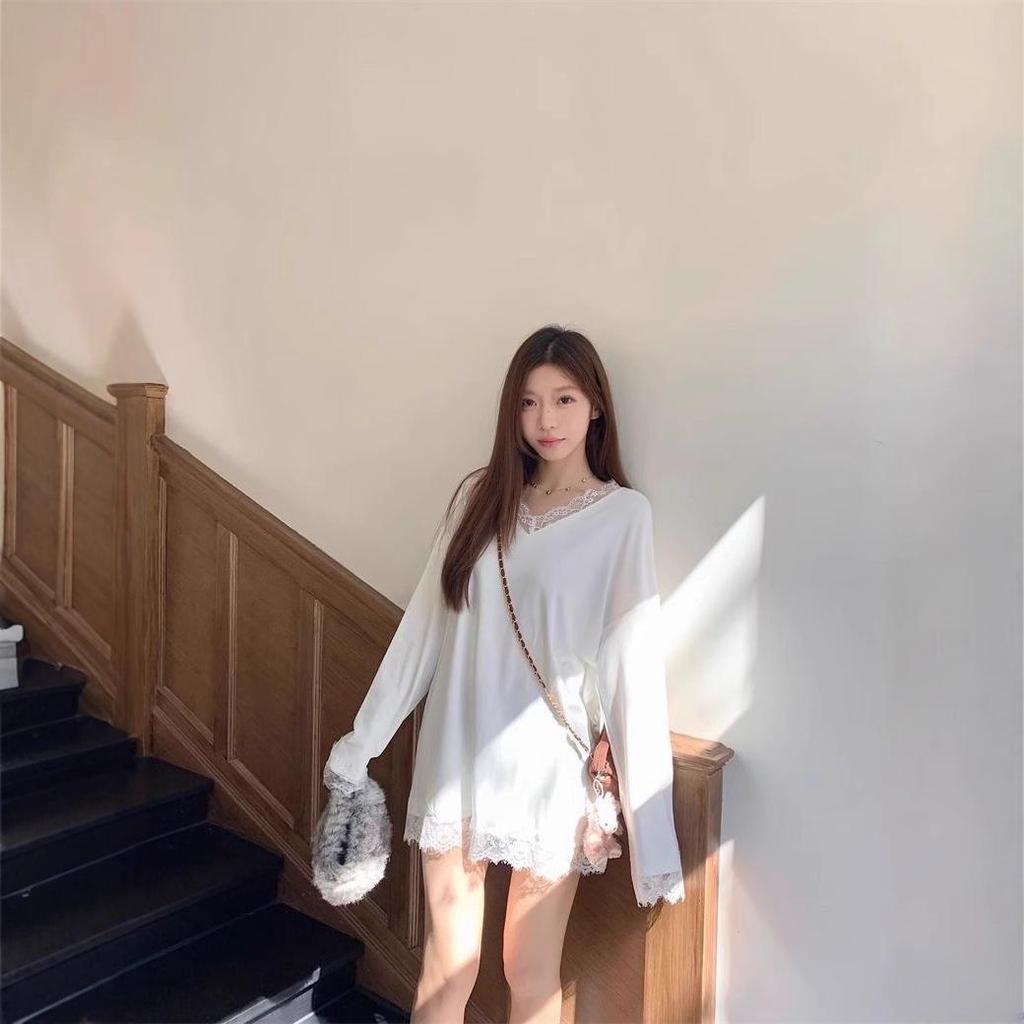 Осень/Зима Корейский Свободный Пуловер С V-образным Вырезом и Кружевными Вставками