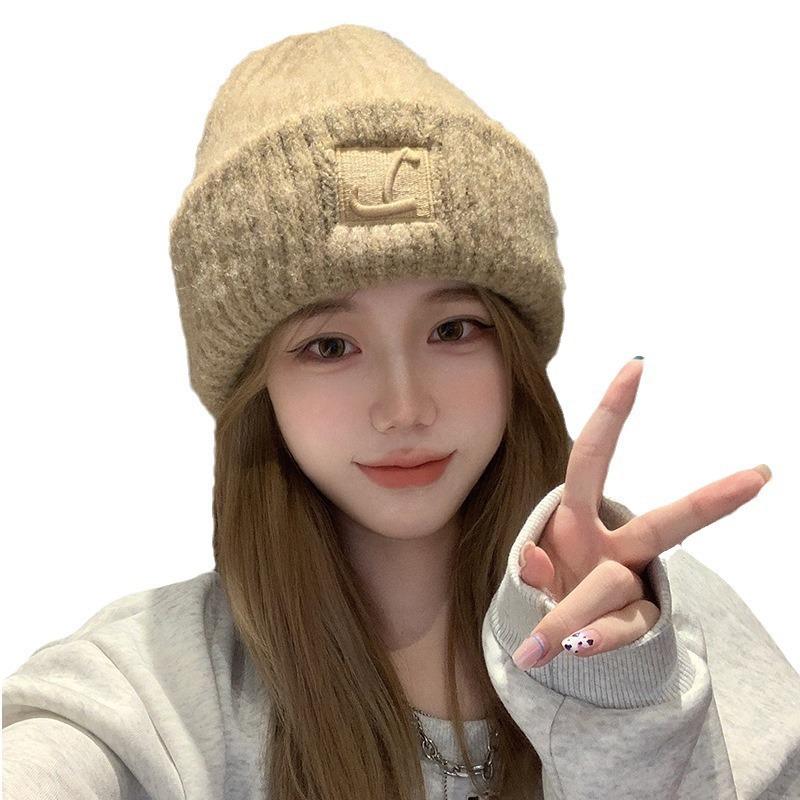 Autumn and winter sweet wind large version loose face small wool hat women's autumn and winter versatile thickened knitted hat bag