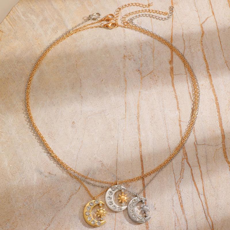 Copper Star Moon Inlaid Rhinestone Pendant Necklace for Women Shiny Metal Crescent Sun Clavicle Chain Y2K Jewelry Gift