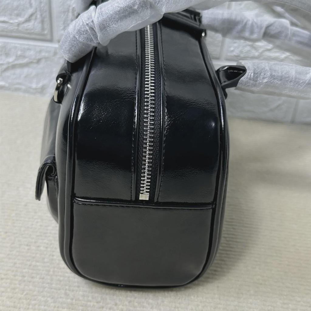 Сумка через плечо Spot Stand Oil - Сумка в стиле боулинга Сюй Юньчжэнь, ХёнА, Цзинь Сюэсюань