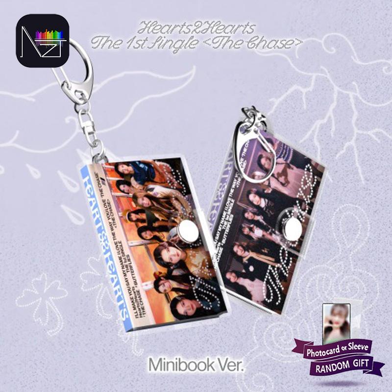 Hearts2Hearts Single 1st Album [The Chase] (Mini Book Ver.) (Smart Album) PP