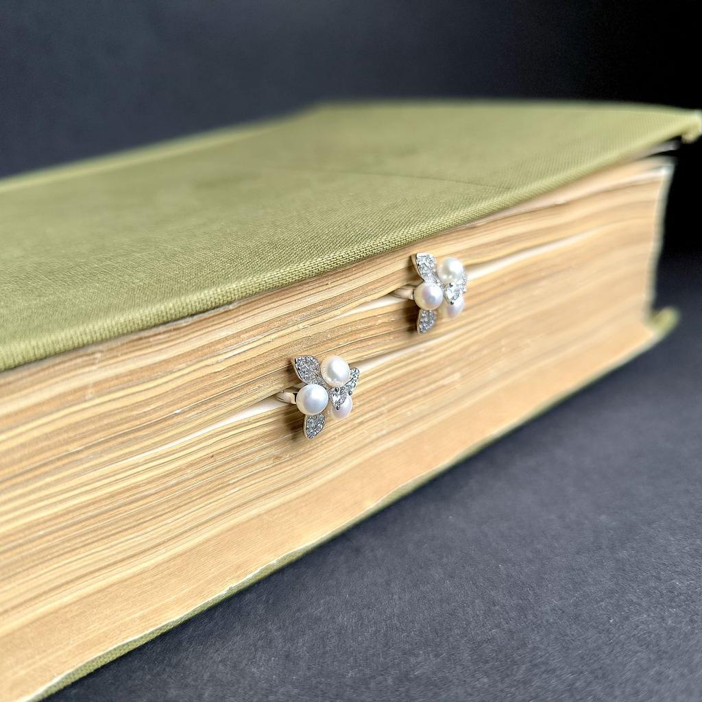 Серебряные серьги с натуральным жемчугом, фианитами (2160267)