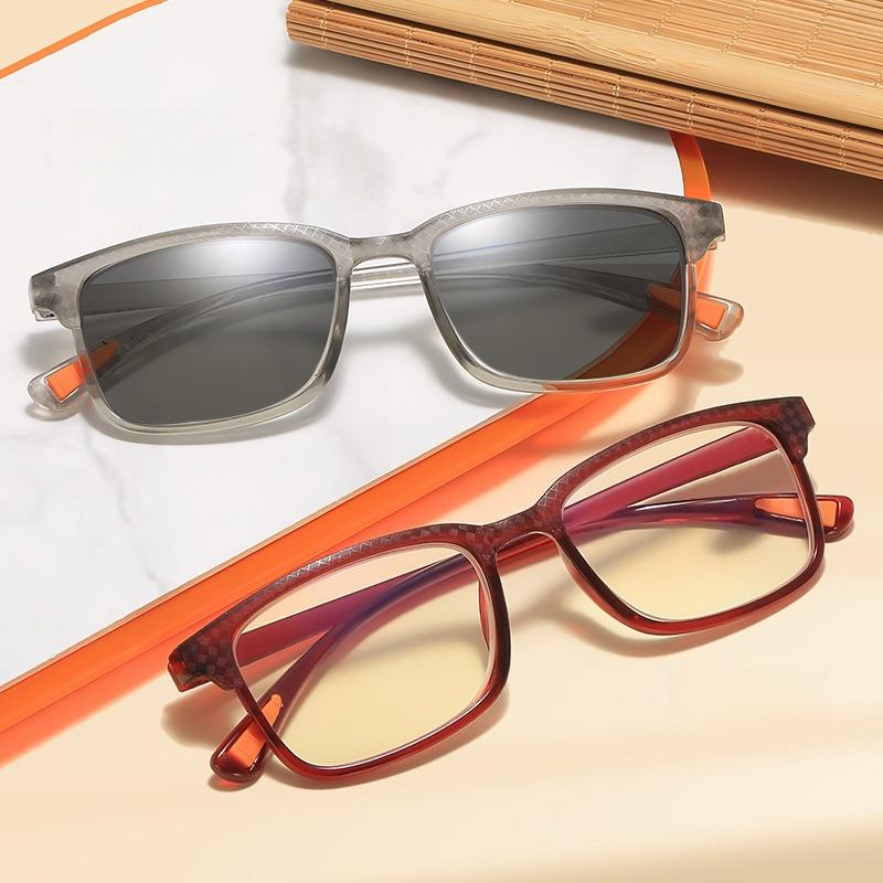 Fashion Color Changing Reading Glasses Ultralight Square Frame Anti Blue Light Photochromic Eyeglasses Uv Protective Sunglasses