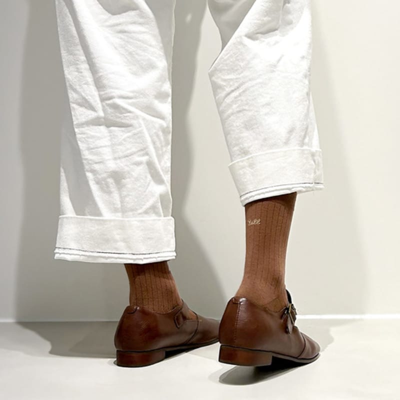 ЖЕЛТЫЕ НОСКИ КРИЧАТ ГОЛЬДЖИ КОРИЧНЕВЫЙ