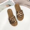 Новые женские тапочки с леопардовым принтом, женские повседневные сандалии, женские шлепанцы, летняя пляжная обувь, женские шлепанцы на плоской подошве с блестками золотого цвета