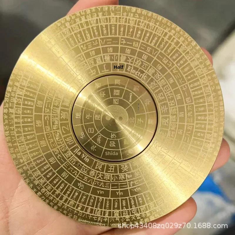 Двухсторонний спиральный компас из чистой меди с вращающейся ручкой и пластинчатым орнаментом из восьми триграмм.