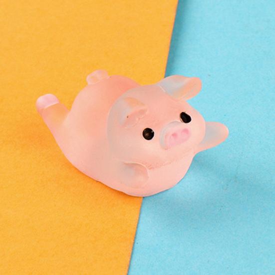 6Pcs/Set Pig Figurines Vivid Multi Shapes Handmade Realistic Pink Decorative Lightweight Mini Piggy Car Dashboard Toys Display Mold Auto Accessories