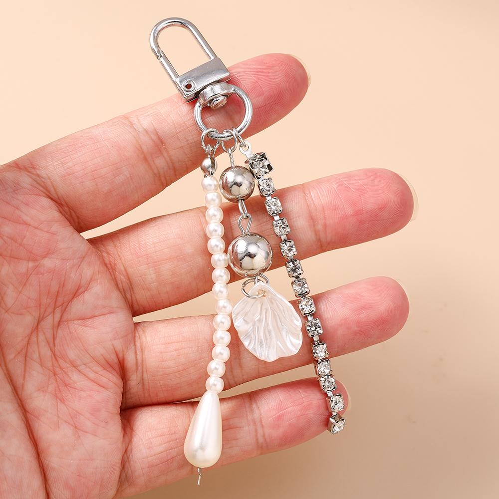 Pretty Pearl Shell Keychain Women Girls Rhinestones Beads Key Ring Pendants for Handbag Decor DIY Key Chain Jewelry Gifts
