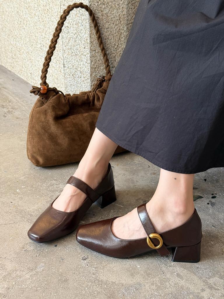 Vintage Mary Jane Small Leather Shoes Women's 2025 Women's Autumn New Versatile Single Shoes Thick Heel Square Head Velcro High Heels
