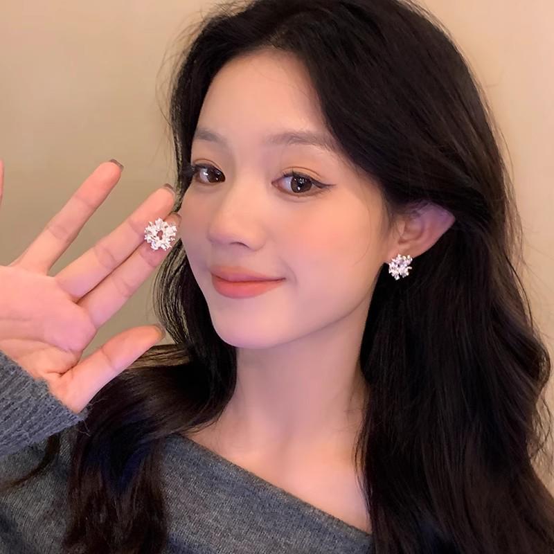 Летние милые серьги с цветами: Универсальные серьги-гвоздики высокого класса с иглой из серебра 925 пробы