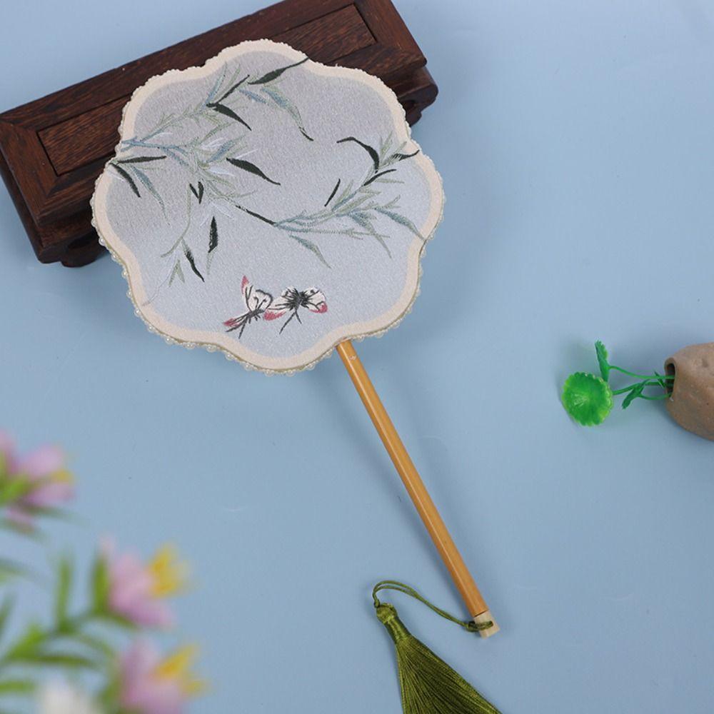 Классический круглый веер в китайском стиле, винтажный вышитый шелковый веер, двусторонний с кисточкой, ручной веер для женщин