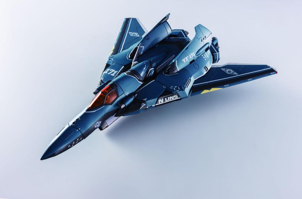 TAMASHII NATIONS DX Chogokin Nightmare Plus VF-171 (Общая машина)