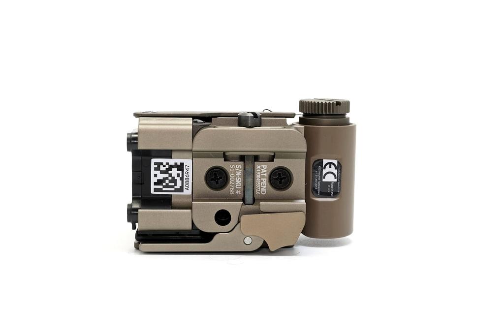 HW Gen.3 EXPS3-0 Type with NV Mode Function Replica Holosight High Brightness LED Can Be Used In the Hot Sun 30 Days Warranty (TAN Flag Logo)