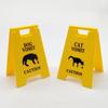 1/2Pcs 4 Inch Cat Dog Vomit Caution Sign Funny Cat Sign Decor Cats Live Here Novelty Desk Sign Yard Warning Sign, Gag Gift Sign for Coworker Pet Owner