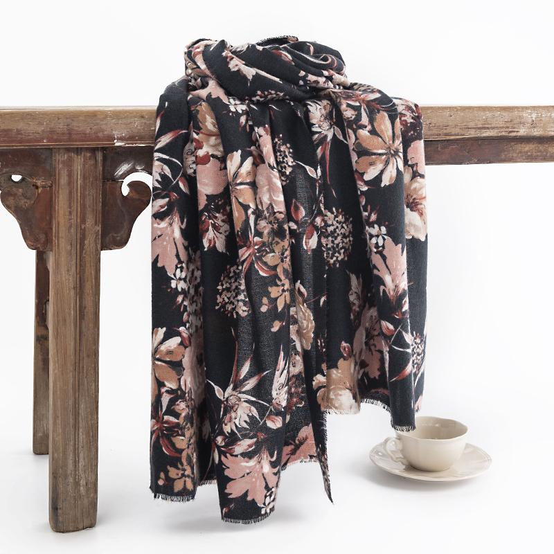 Women Winter Scarf Paisley Print Cashmere Pashmina Shawls Wraps Hijab Shawls and Wraps Female Echarpe Scarves Luxury Brand