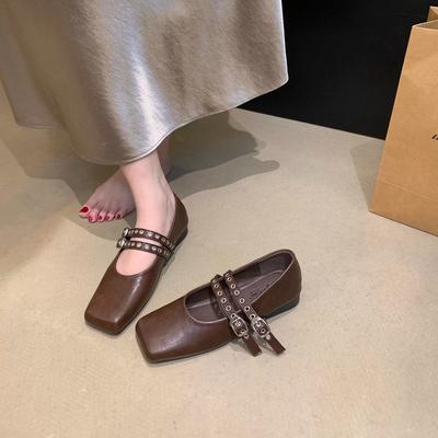 Коричневые ретро французские туфли Мэри Джейн на высоком каблуке 2025 женские новые темпераментные туфли на ремешке с квадратным носком на мягкой подошве с открытым вырезом