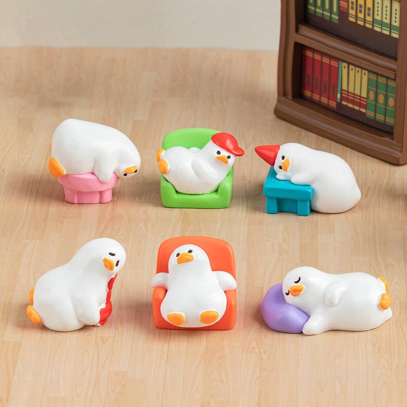 Мультяшная новинка, фигурка утки, милая статуэтка утки, кавайное мини-украшение в виде животного, креативное украшение для дома своими руками, аксессуары, подарки