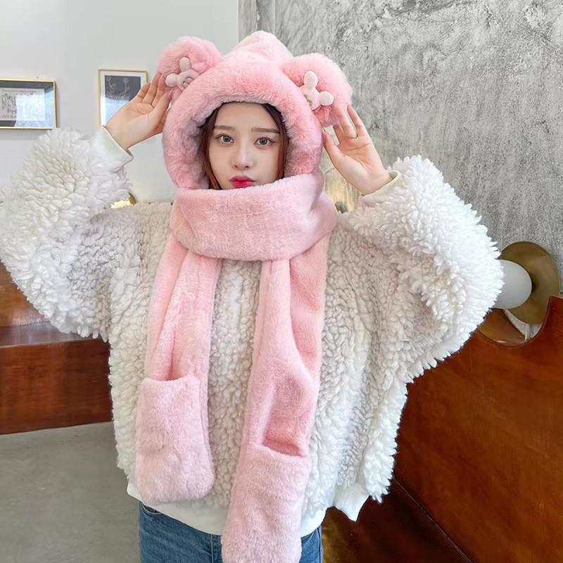 "Women's Winter Little Bear Hat, Scarf, and Gloves Set - Stylish and Warm"
