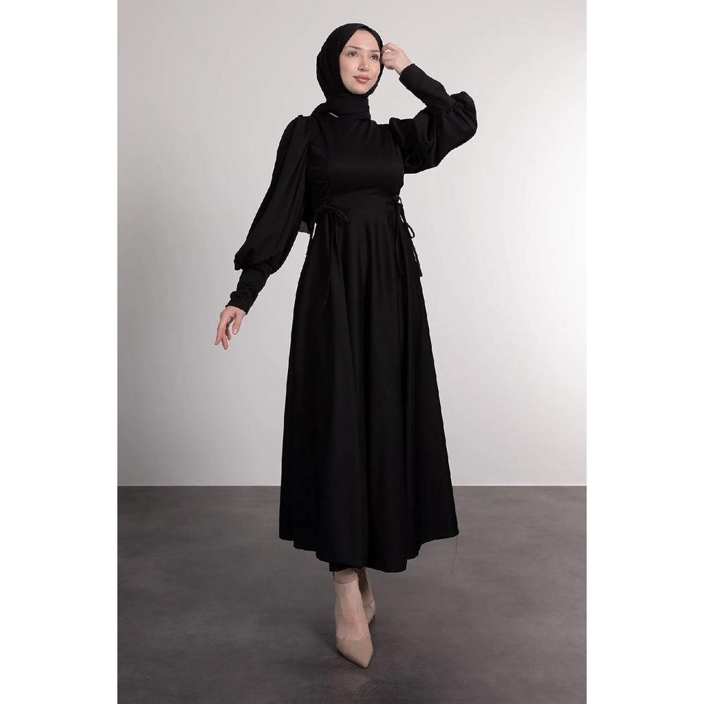 Hijab Dress With Ties On Both Sides Of The Waist