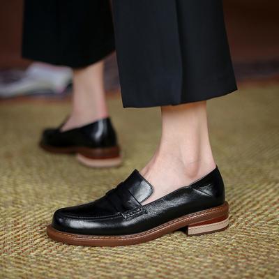 Новая женская обувь из масляной кожи, модные лоферы ручной работы, туфли-лодочки без шнуровки на толстом каблуке с круглым носком, женская обувь в британском стиле