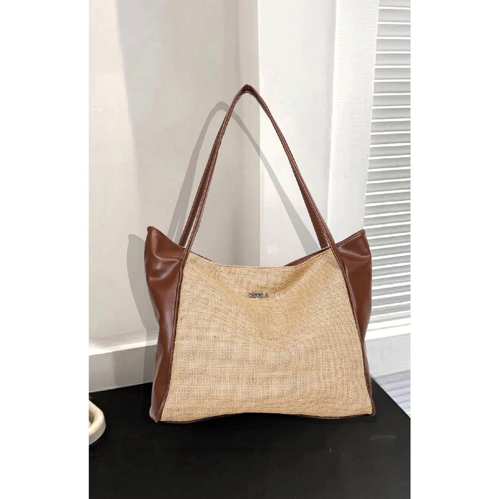 Women's Black Zipper Shopper Bag