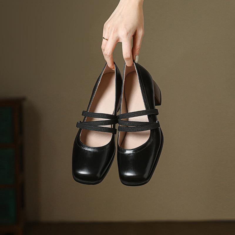 Новые повседневные женские маленькие кожаные туфли на одну ногу, с квадратным носком и туфли для ног, женский черный средний каблук, женские туфли на квадратном каблуке всего